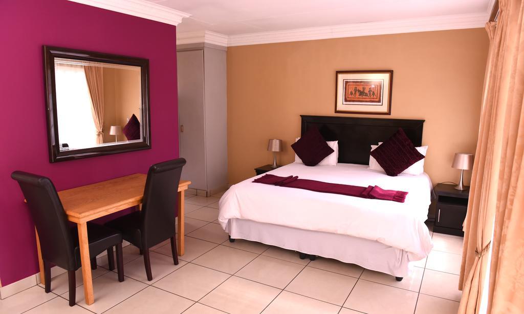 Chancellors Court Pretoria-Noord Exteriör bild